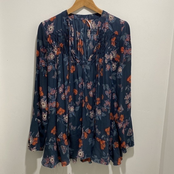 FREE People So Fine pebble crepe smocked tunic Top Small 🌟 - Picture 2 of 11